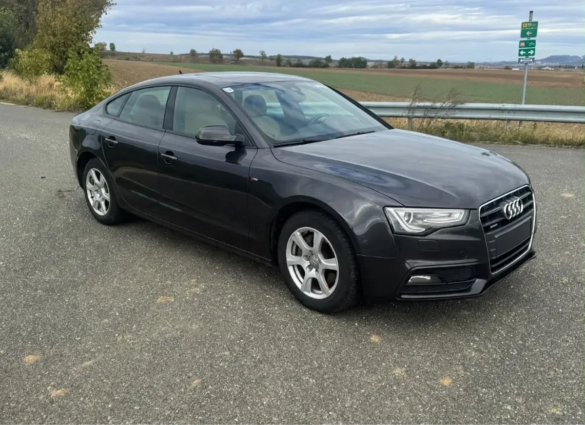 Audi A5 2015 photo 2