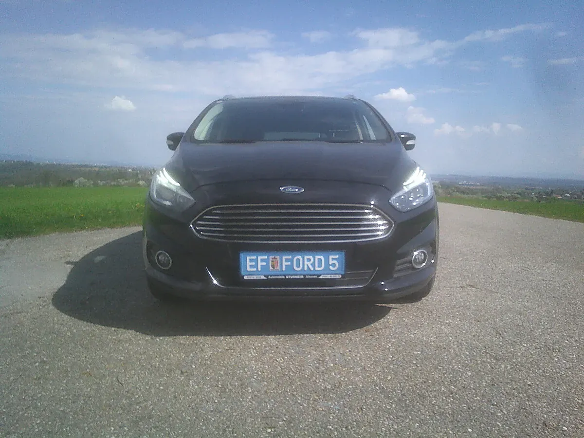 Ford S-Max 2016 photo 2
