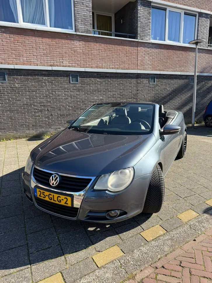 Volkswagen Eos