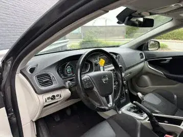 Volvo V40 2013 photo 3