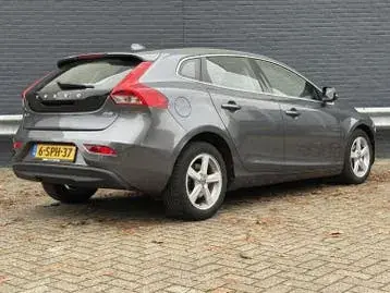 Volvo V40 2013 photo 2