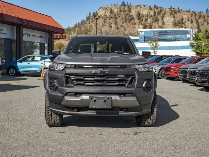 Chevrolet Colorado 2026 photo 3