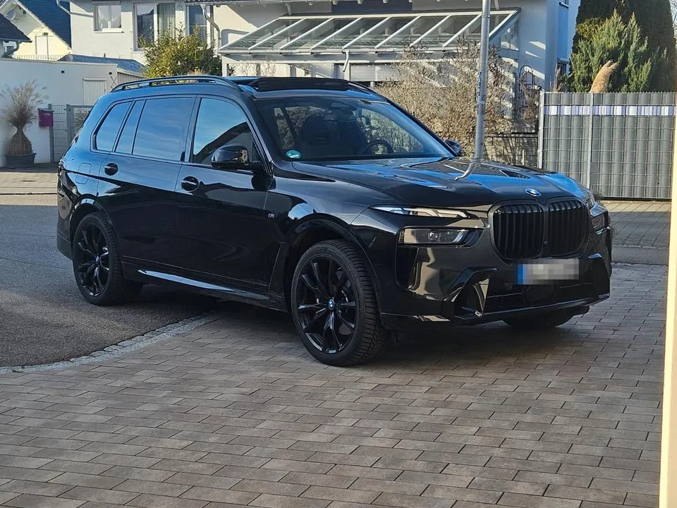 BMW X7