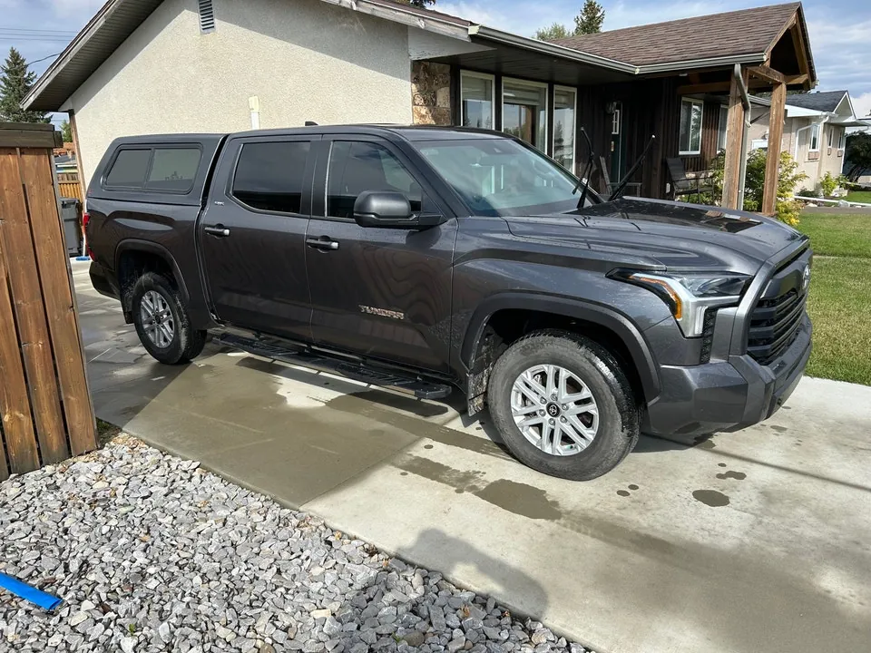 Toyota Tundra 2025 photo 2