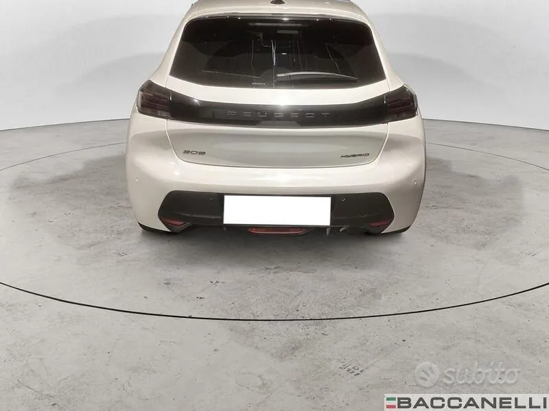 Peugeot 208 2025 photo 3