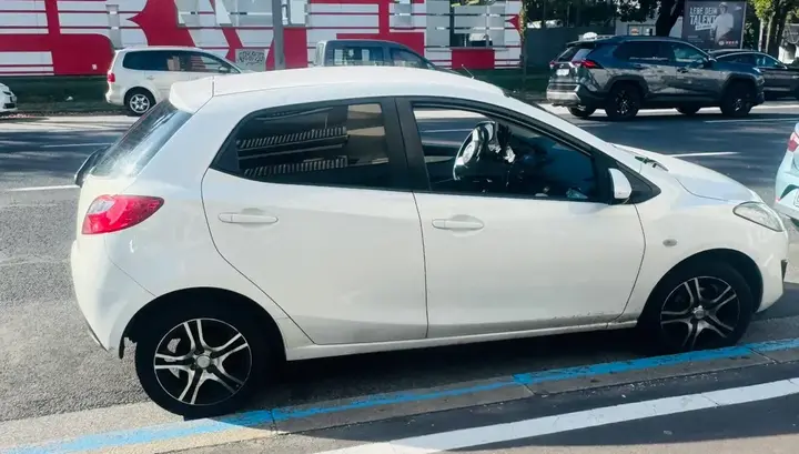 Mazda Mazda2