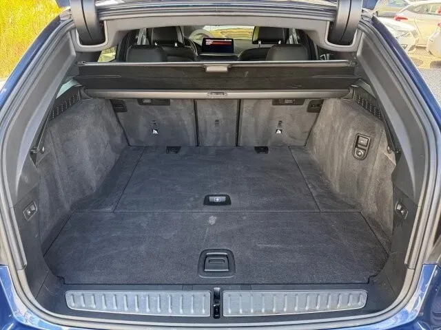 BMW 5 Series 2021 photo 2