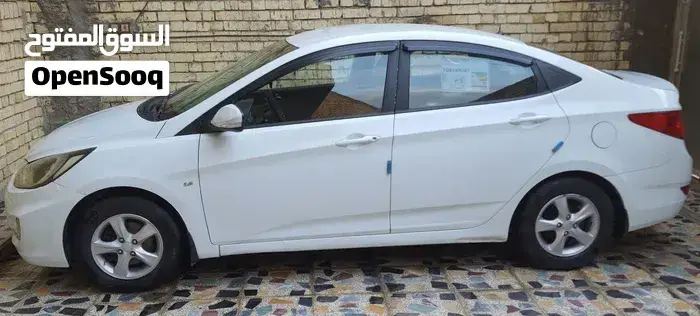 Hyundai Accent 2013 photo 5