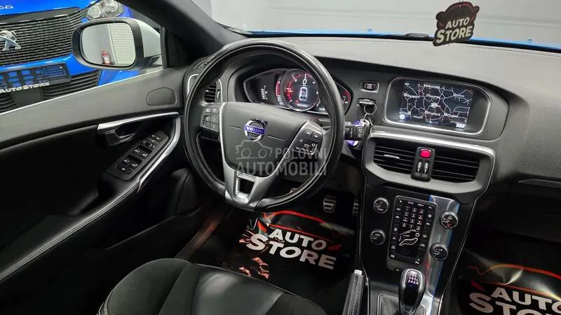 Volvo V40 2015 photo 2