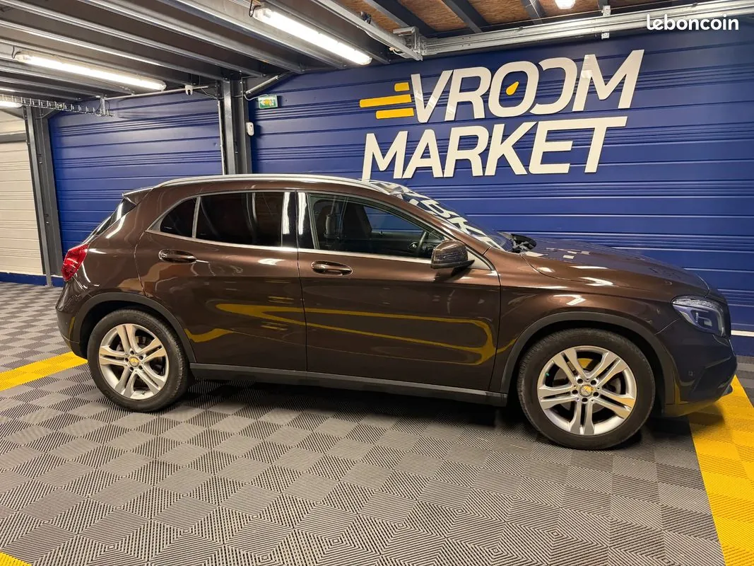 Mercedes-Benz Gla 2014 photo 2