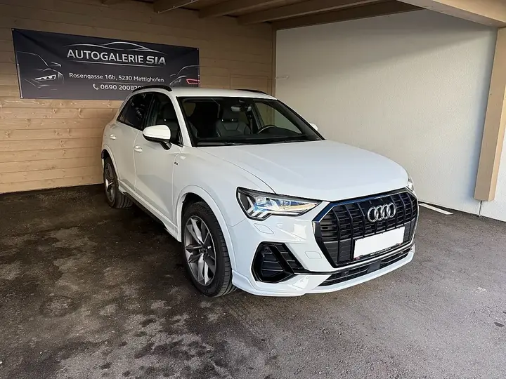 Audi Q3 2021 photo 3