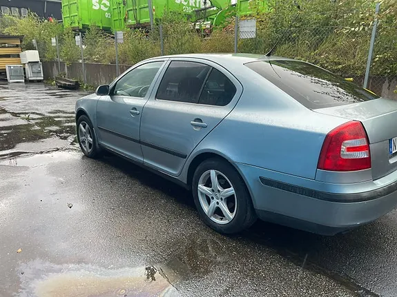 Skoda Octavia 2007 photo 4