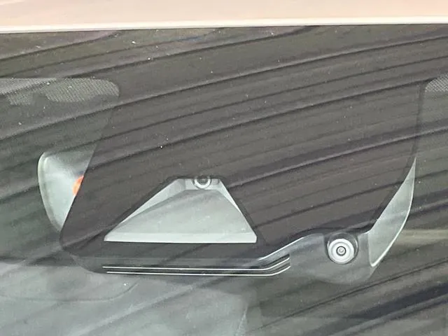 Toyota Aqua G 2023 photo 3