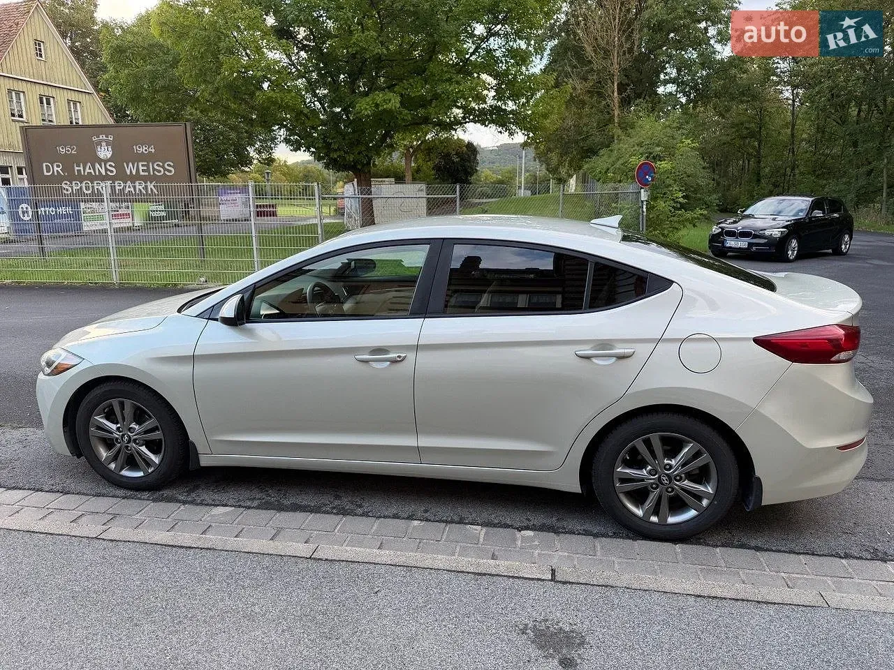 Hyundai Elantra 2018 photo 4
