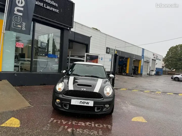 Mini Cooper S 2013 photo 2