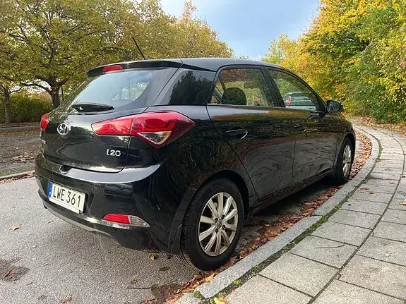Hyundai I20 2016 photo 2