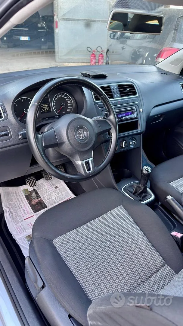 Volkswagen Polo 2012 photo 5