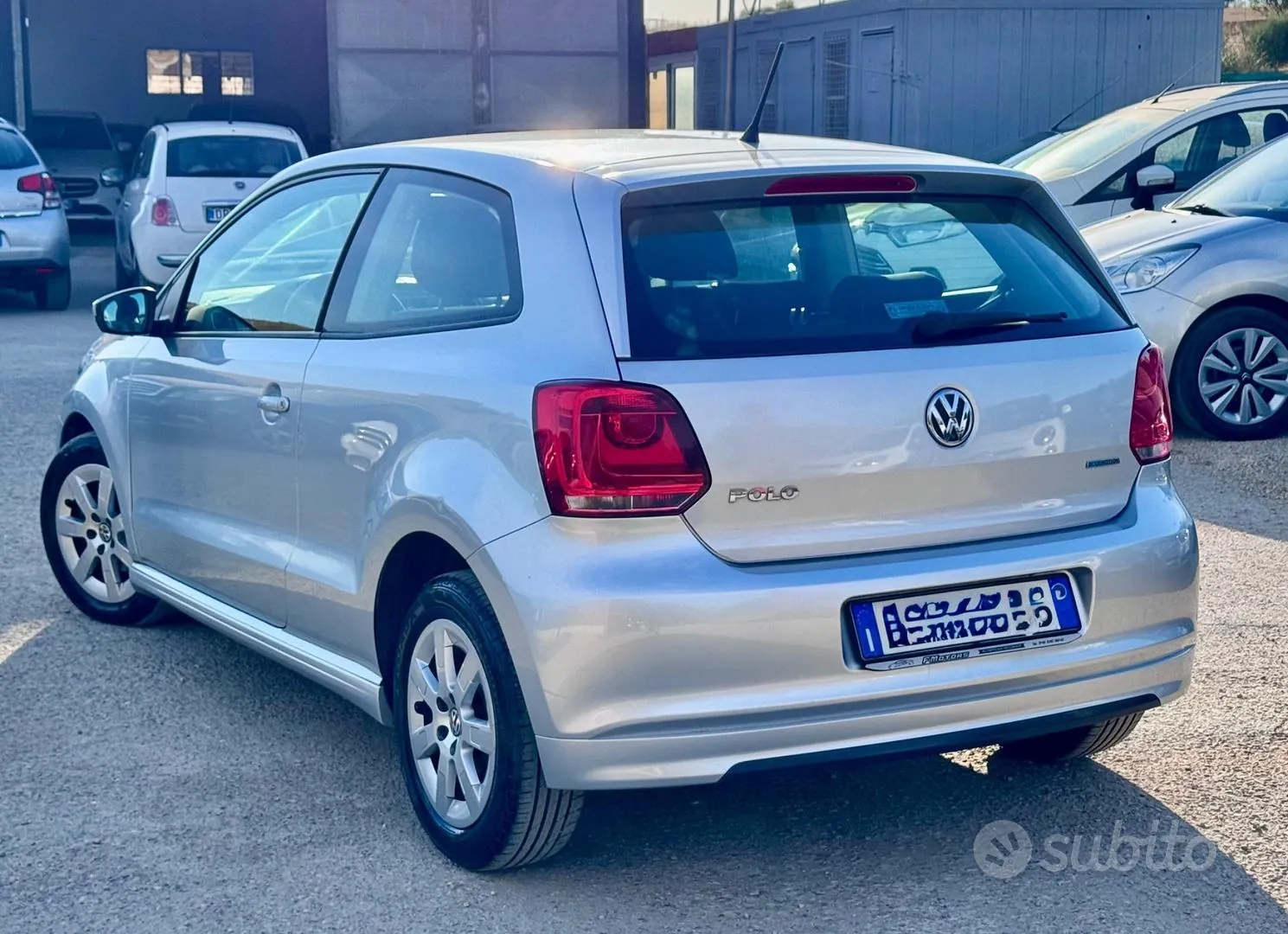 Volkswagen Polo 2012 photo 2