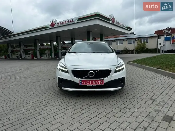 Volvo V40 Cross Country 2018 photo 3