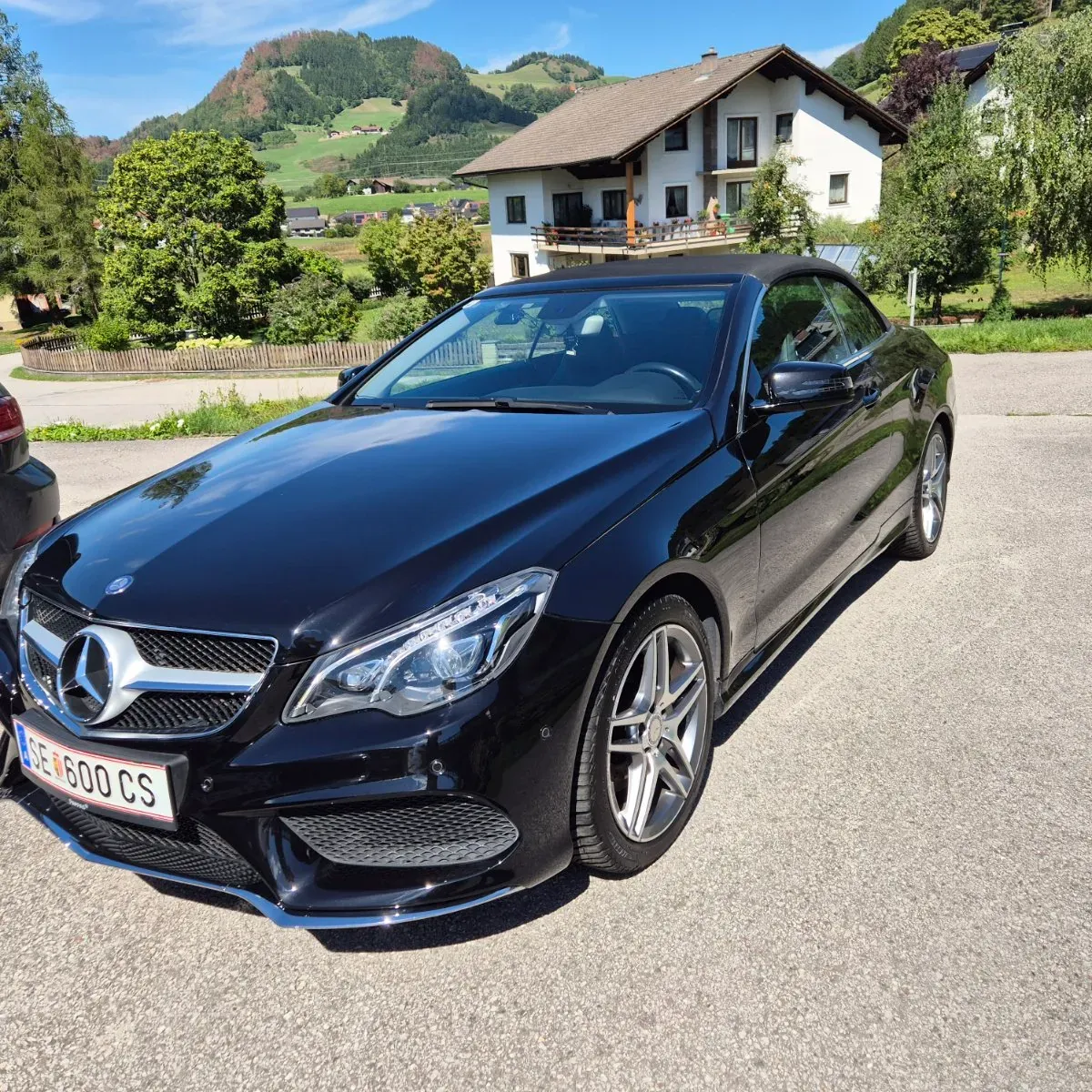 Mercedes-Benz E-Class 2014 photo 2