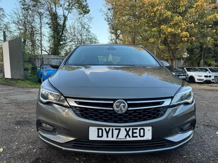 Vauxhall Astra 2017 photo 3