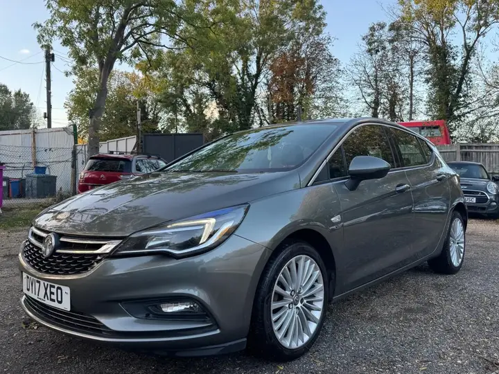 Vauxhall Astra 2017 photo 5