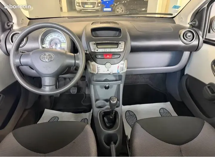 Toyota Aygo 2007 photo 2
