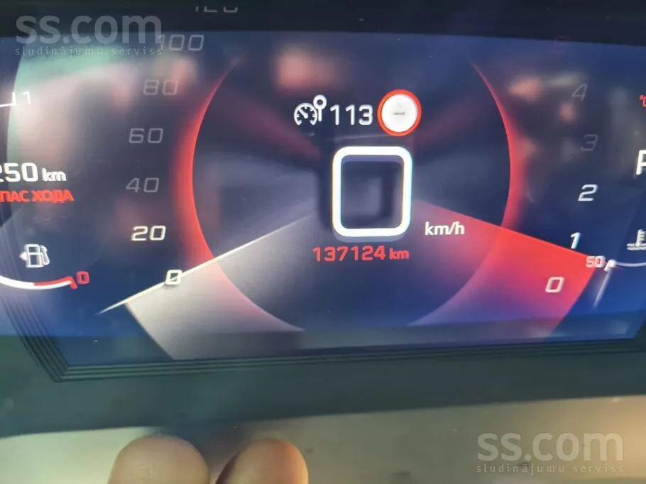 Peugeot 2008 2022 photo 2