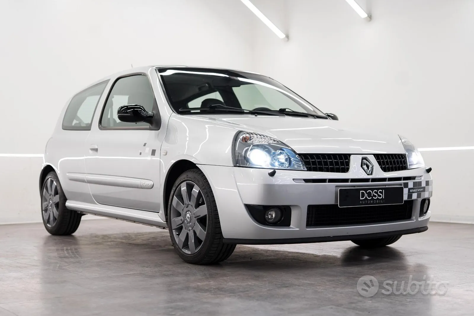 Renault Clio 2005 photo 4
