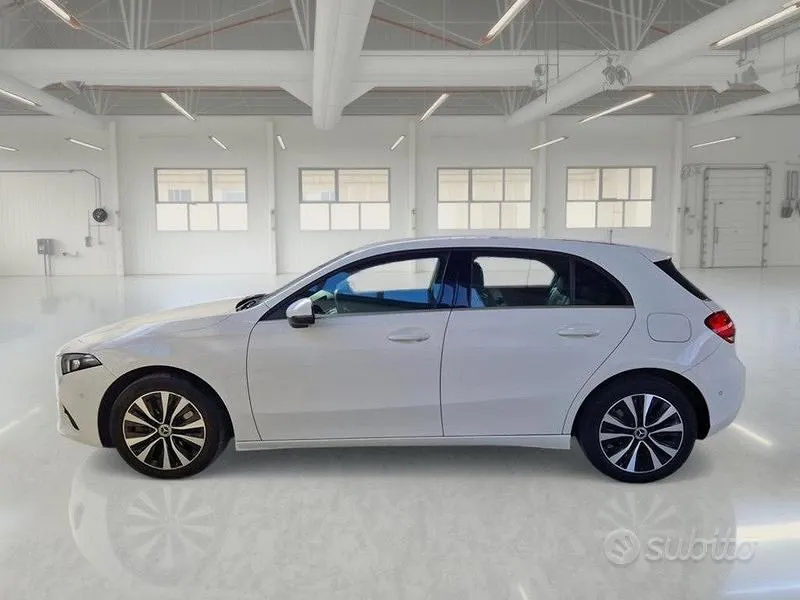 Mercedes-Benz A 250 E 2021 photo 5
