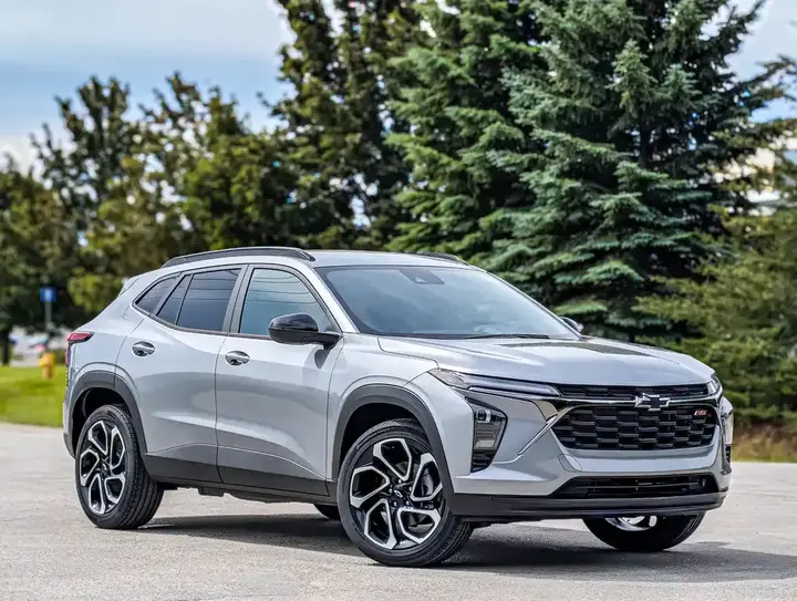 Chevrolet Trax 2026 photo 2