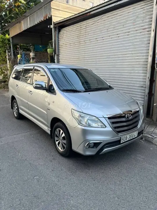 Toyota Innova 2012 photo 4