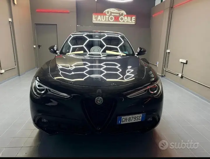 Alfa Romeo Stelvio 2022 photo 2