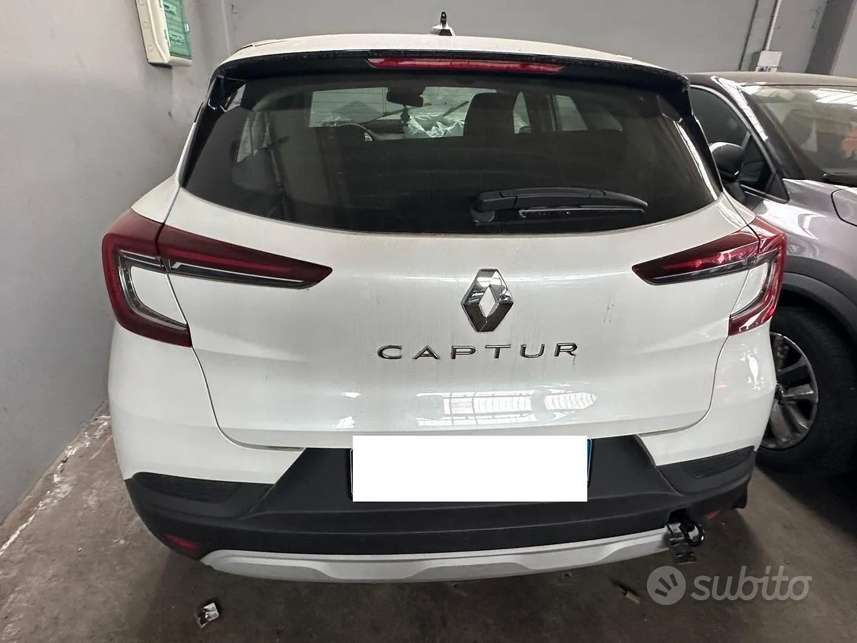 Renault Captur 2024 photo 4