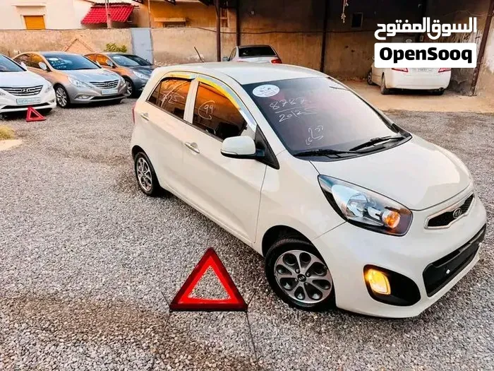 Kia Picanto 2012 photo 3