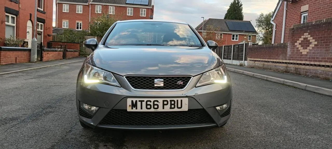 Seat Ibiza 2016 photo 3