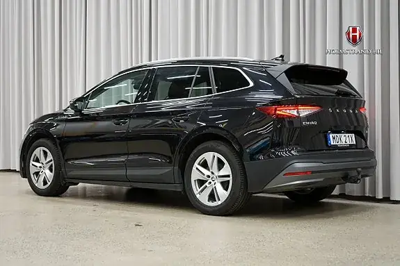 Skoda Enyaq 2023 photo 5