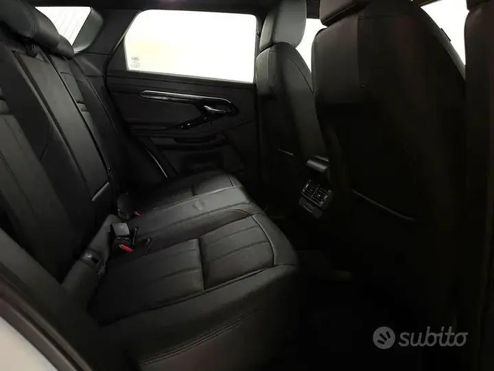Land Rover Evoque 2022 photo 5