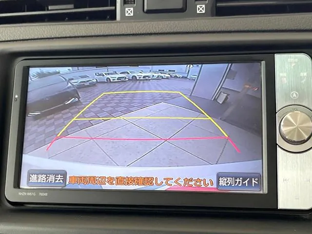 Toyota Mark X 2011 photo 4