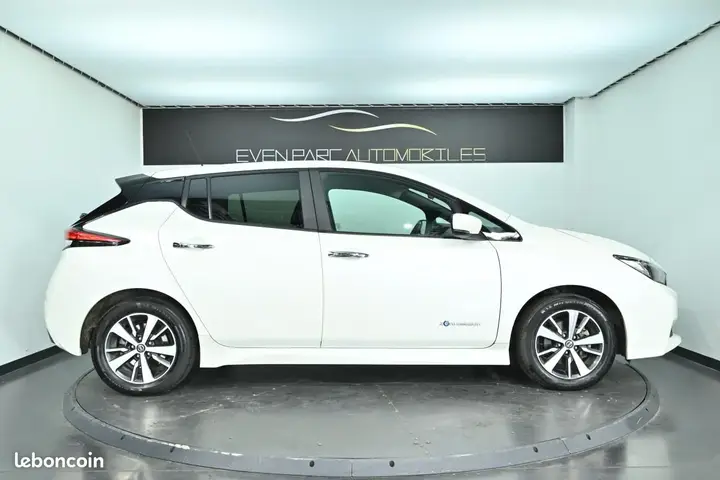Nissan Leaf 2019 photo 3