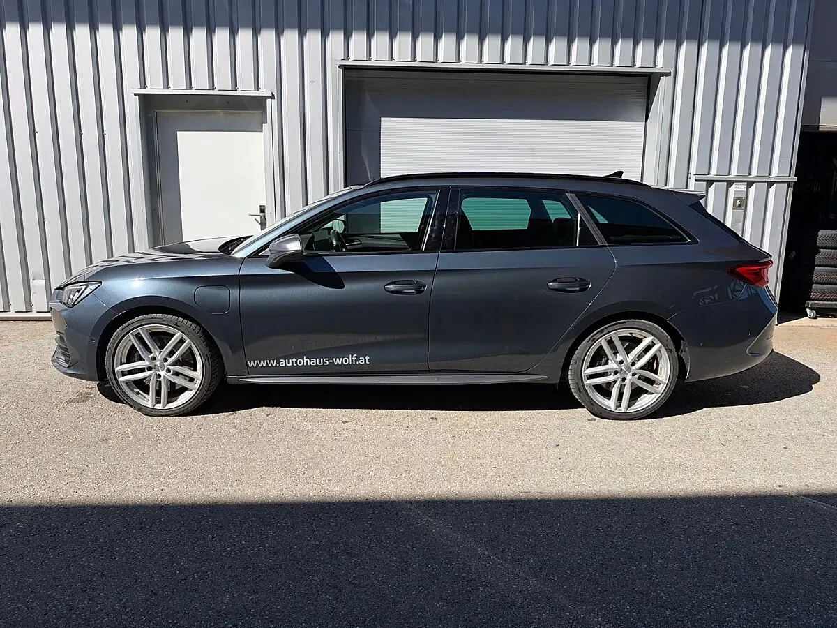Cupra Leon 2023 photo 3