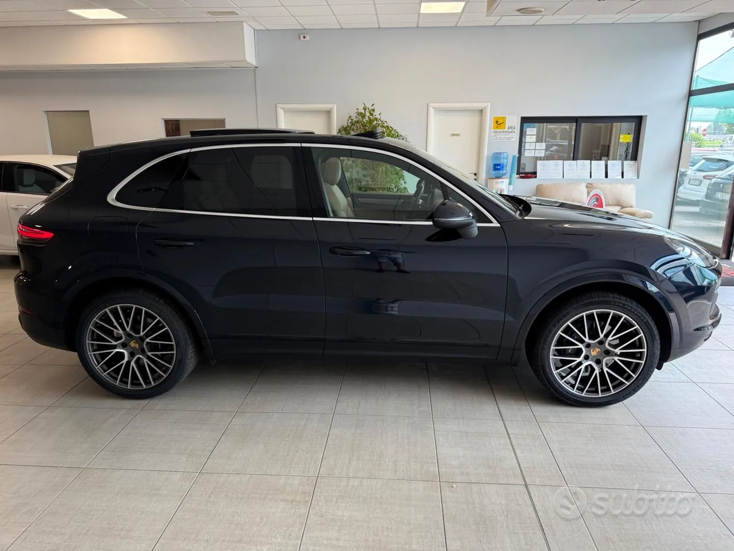 Porsche Cayenne 2023 photo 5
