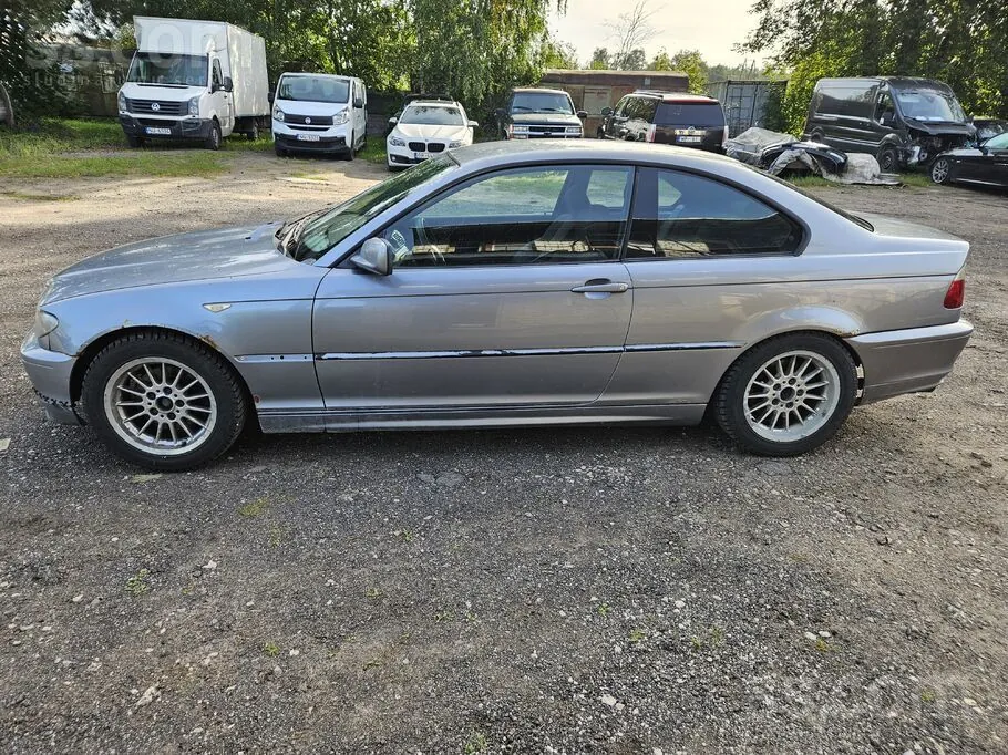 BMW 320 2004 photo 4