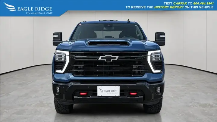 Chevrolet Silverado 3500Hd 2025 photo 2