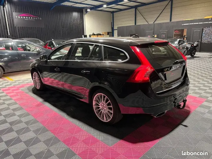 Volvo V60 2014 photo 5