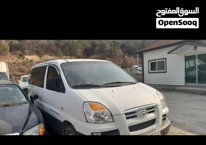 Hyundai H1 2004 photo 2