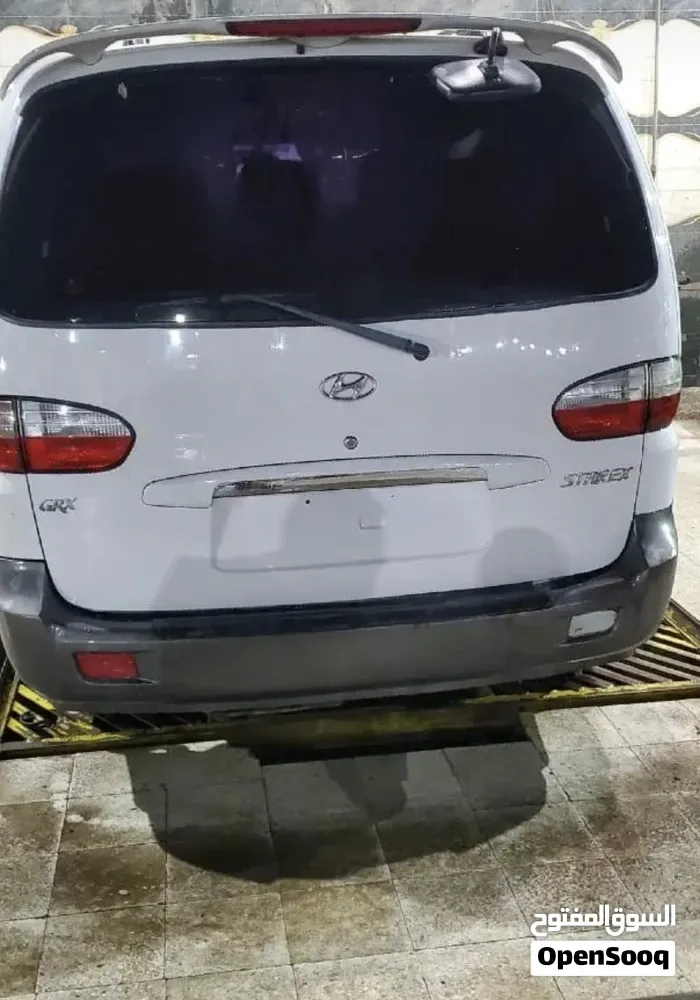 Hyundai H1 2004 photo 3