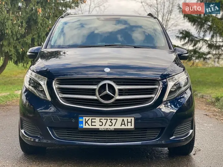 Mercedes-Benz V-Class 2016 photo 3