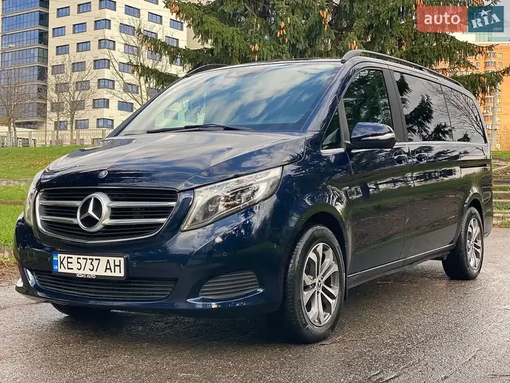 Mercedes-Benz V-Class