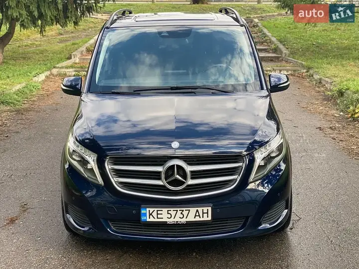 Mercedes-Benz V-Class 2016 photo 5
